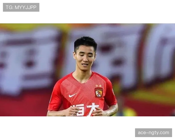 韦世豪最近咋突然就拿着豪车逛大街,跟平时球场上那个拼命三郎完全不是一回事啊? 韦世豪最近咋突然就拿着豪车逛大街,跟平时球场上那个拼命三郎完全不是一回事啊?